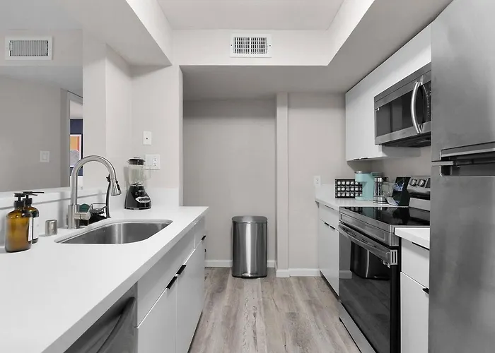 Retreat Close To Asu, Mill Ave & Airport Apartment *