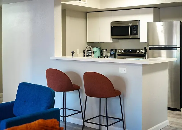 Retreat Close To Asu, Mill Ave & Airport *